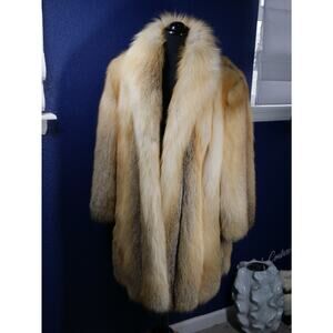 Stunning Golden Island Fox Fur Stroller Coat Jacket